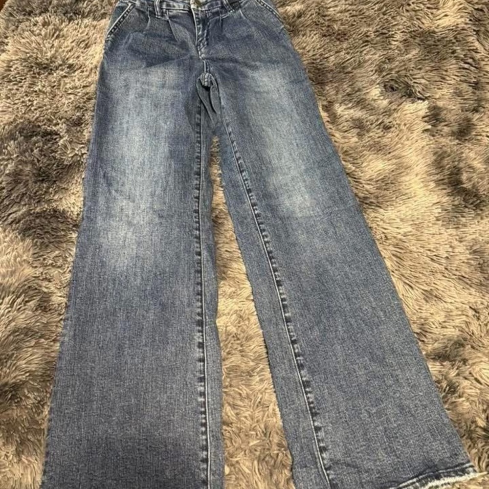 Blue Flare Wide Leg Jeans with Distressed Look